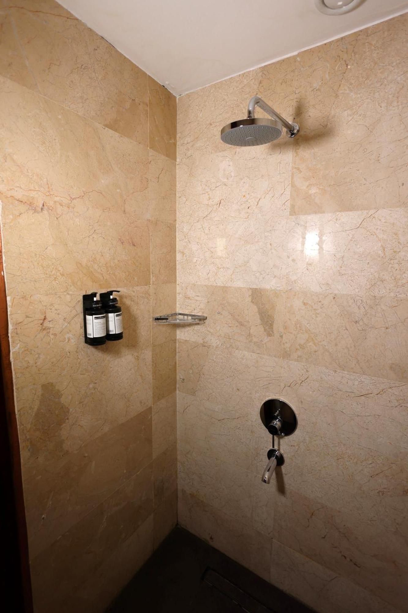 Hsvhn Hotel Hisvahan 加济安泰普 外观 照片